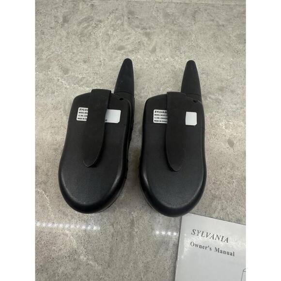 Silvania Two-way radios FRS104 with manual. Pre-owned. - Picture 3 of 6